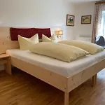 Graf Gasthuis 2*